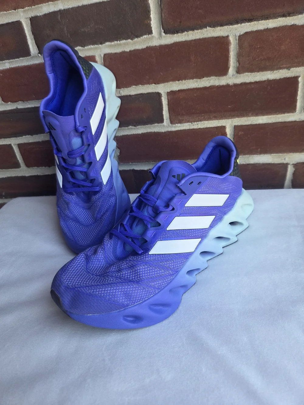 adidas Switch FWD 2 Men's US 9.5 UK 9 Cobalt Blue Running Shoes